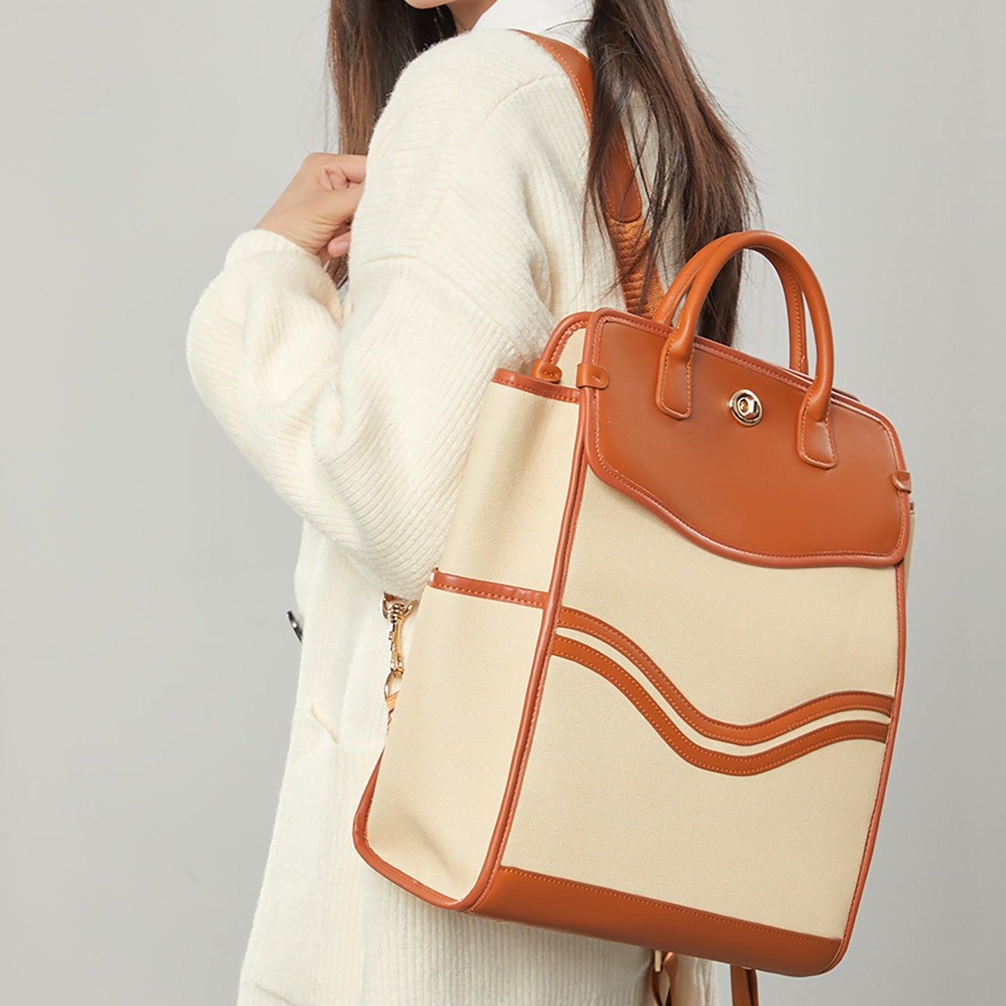8f19c286-2e80-49ff-888d-86c6740c0e44_trans-1.jpg RITTENHOUSE PACK Leisure Travel Business And Commute Backpack - Image 4