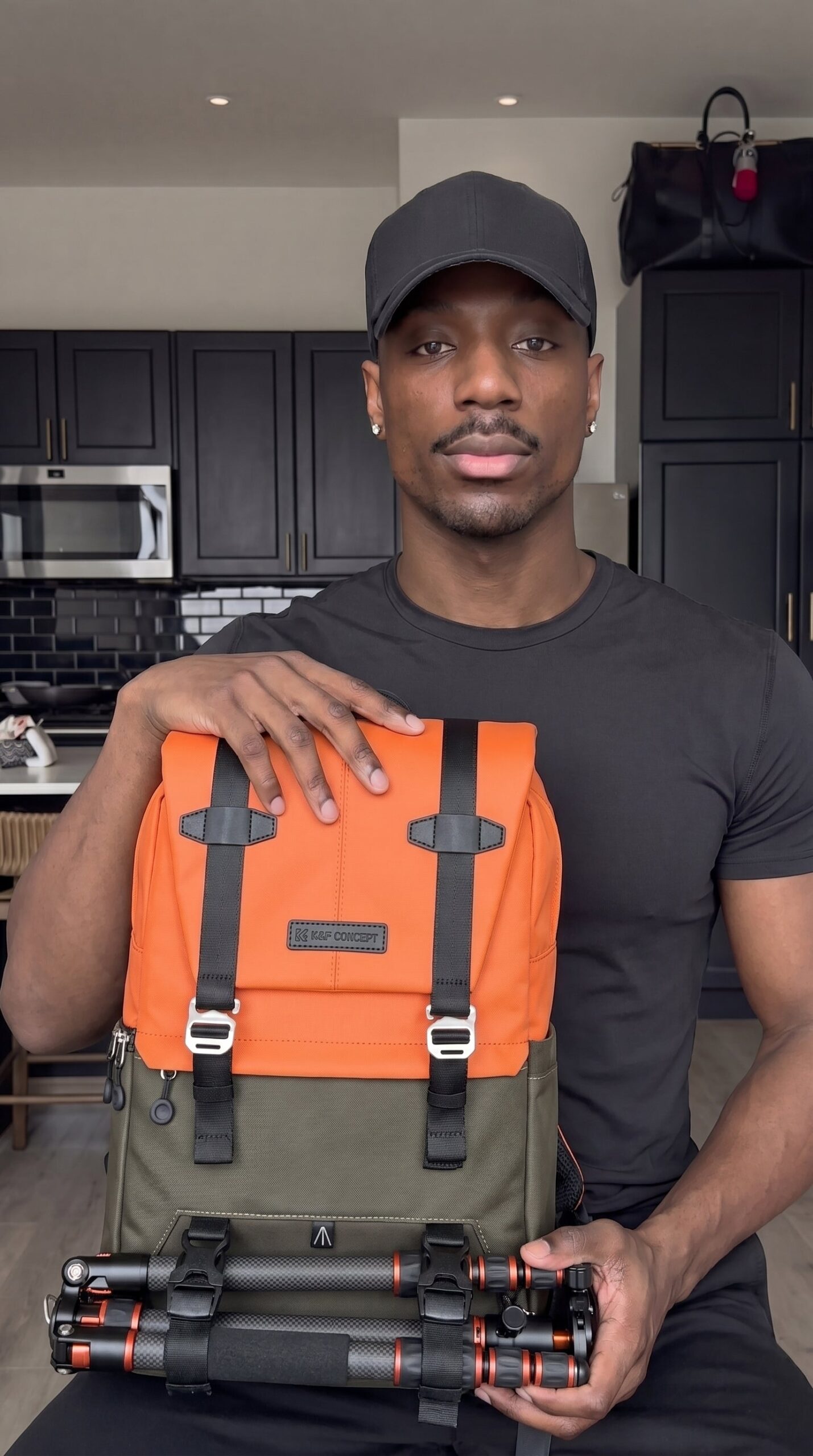 Product_showcase_1_for_K_F_CONCEPT_Professional_Photography_Large_Capacity_Camera_Bag_Backpack_15-15.6_Inch_Laptop_Compartment.jpg K&F CONCEPT Professional Photography Large Capacity Camera Bag Backpack; 15-15.6 Inch Laptop Compartment